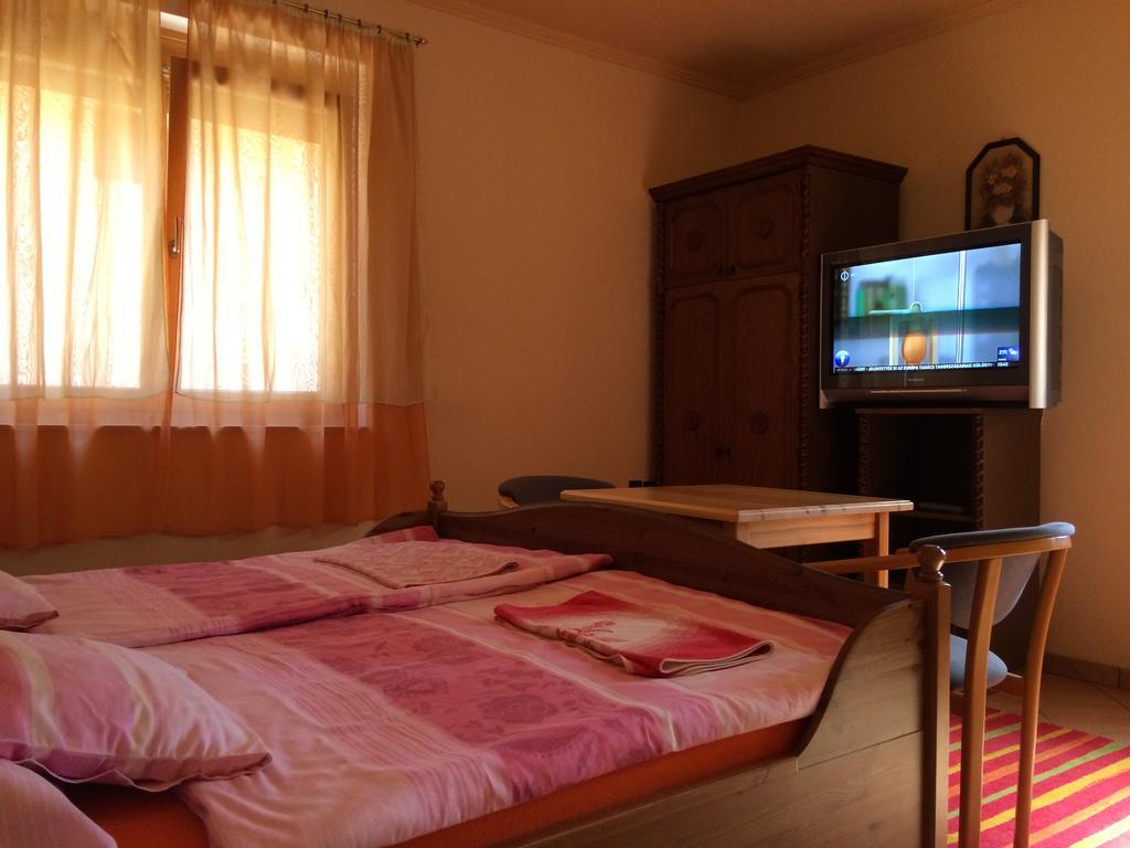 シャールヴァールMargareta Apartmanアパートメント エクステリア 写真